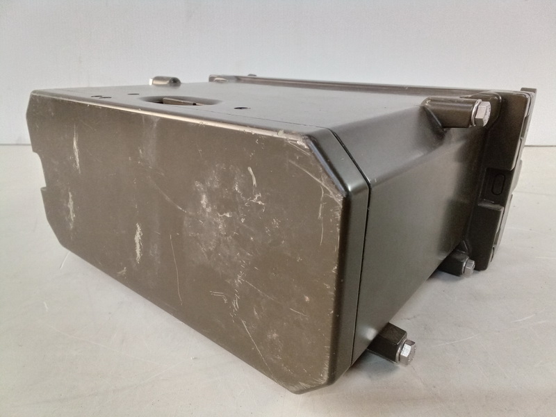 radio militar metal bund 1 45 21x10x19 1u